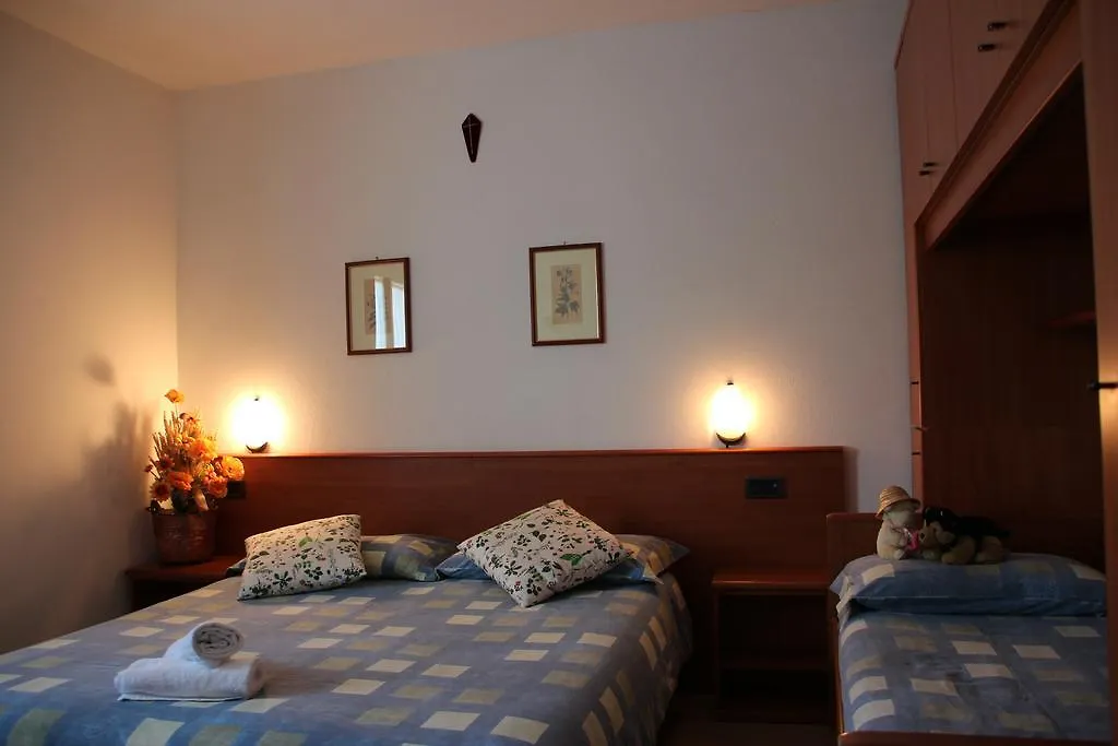 Albergo Bucaneve Campodolcino 2*,