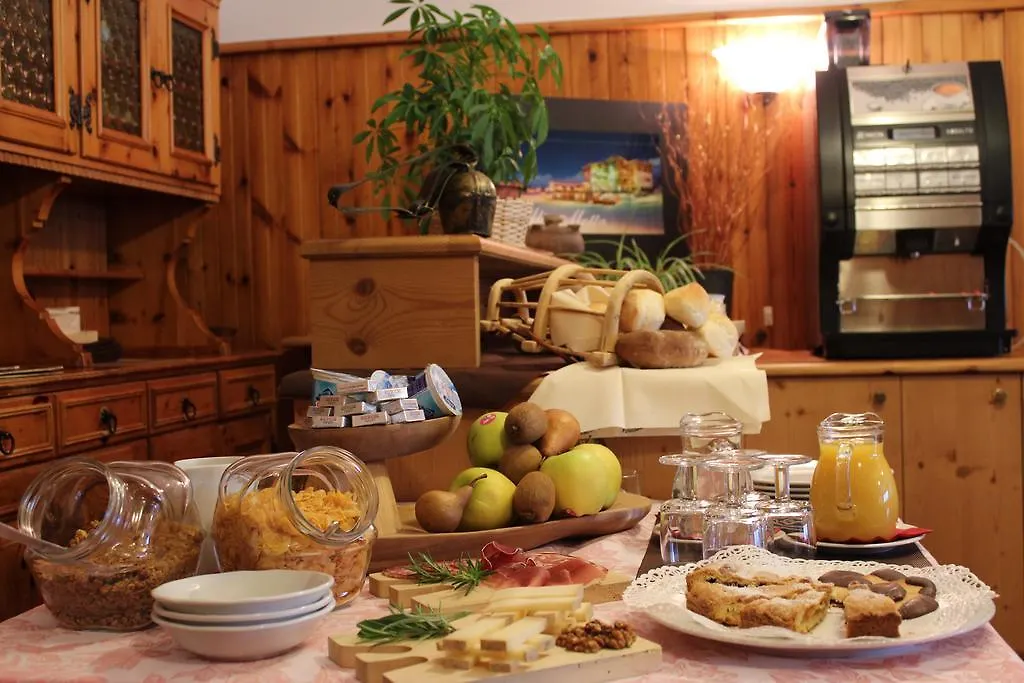 Albergo Bucaneve Campodolcino 2*,  Italy